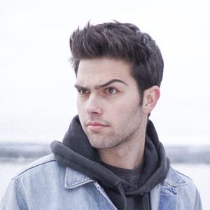 Meet your Posher, Max